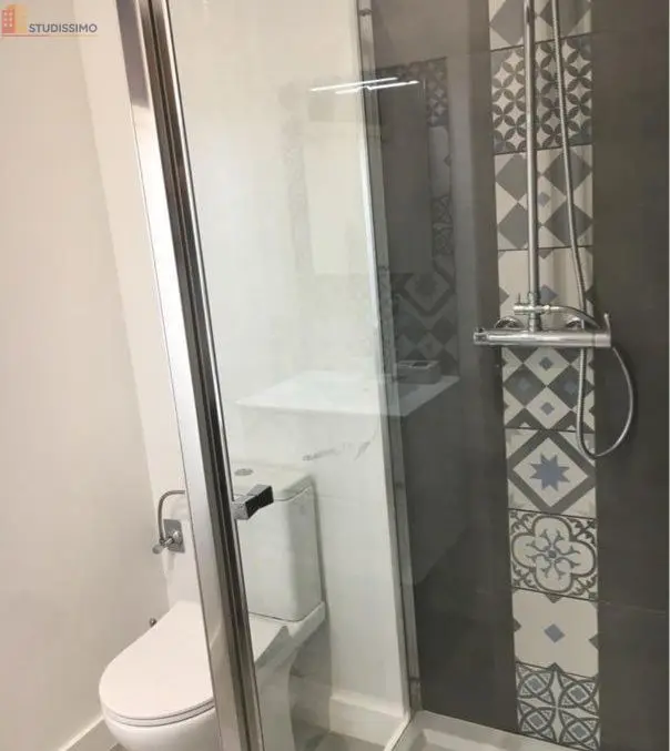Studio meublé 25m² Roubaix 59100 - Proche EDHEC, lumineux - Photo 2