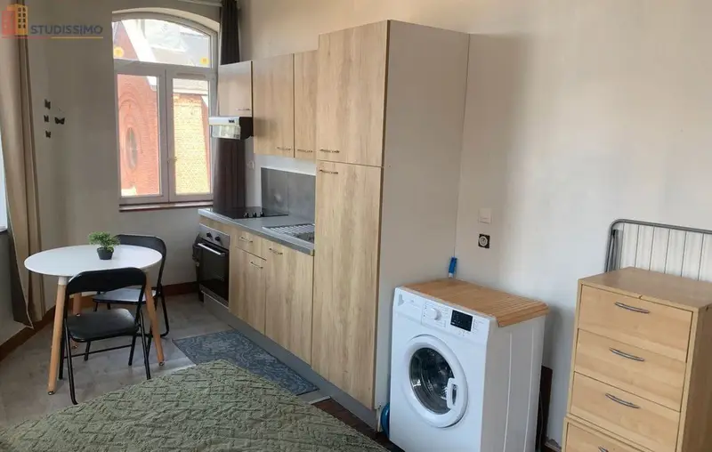 Studio meublé 25m² Lille centre - Au pied du métro, lumineux - Photo 4