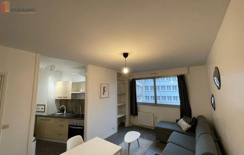 Studio 29m² Lille 59000 - Meublé, DPE D - Photo 2