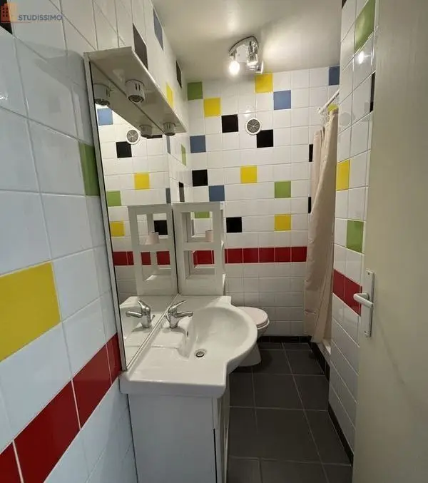 Studio meublé 13m² Roubaix 59100 - Lumineux, 8e étage - Photo 2