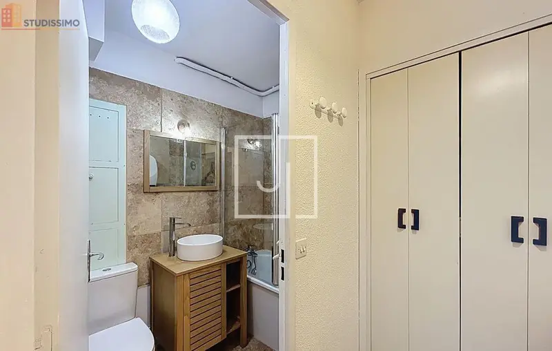Studio 18m² Uvernet-Fours - Étage 3, DPE F - Photo 2