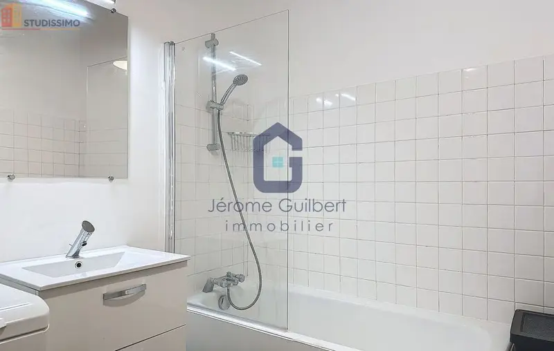 Studio meublé 29m² Lille 59000 - Meublé, 3e étage - Photo 4
