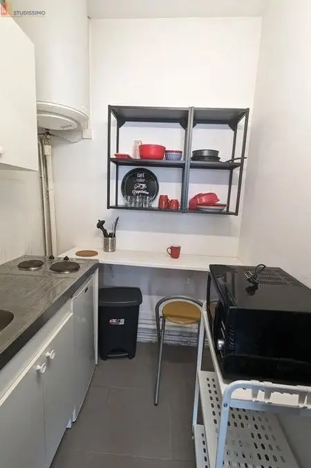 Studio meublé 20m² Lille centre - Meublé, rue calme - Photo 2