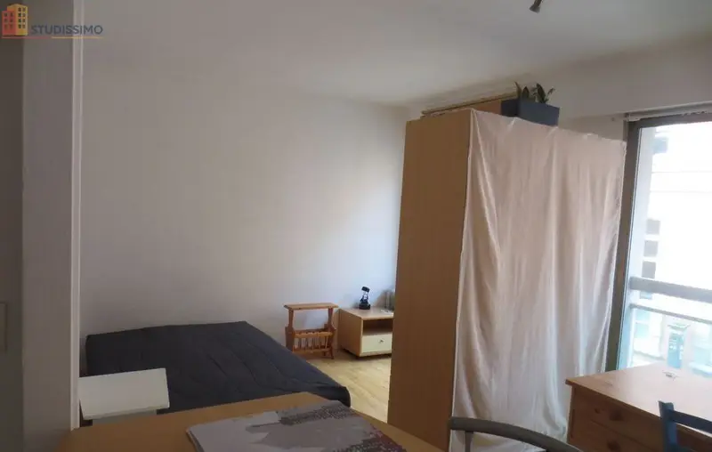 Studio meublé 30m² Lille centre - Parking, proche JB Lebas - Photo 2