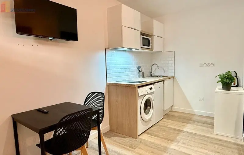 Studio meublé 15m² Cambrai - Meublé, cour - Photo 2
