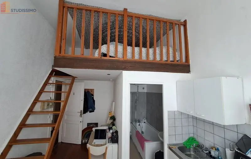 Studio 26m² Lille 59000 - Atipique, meublé - Photo 2