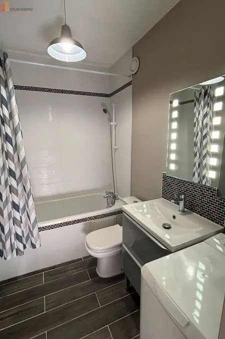 Studio meublé 26m² Lille Vieux-Lille - Excellent état, parking - Photo 3
