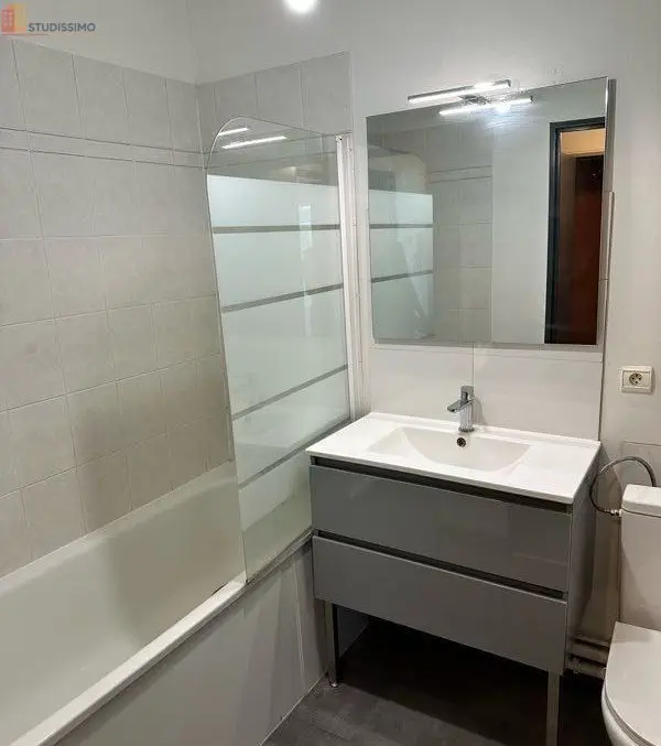 Studio meublé 26m² Lambersart - Lumineux, 2e étage - Photo 2