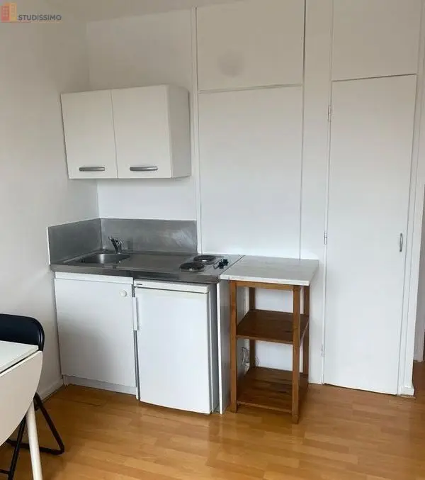 Studio meublé 18m² Lille 59800 - Vue, lumineux - Photo 2