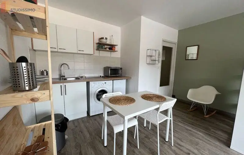 Studio meublé 28m² Lille centre - Lumineux, meublé - Photo 8
