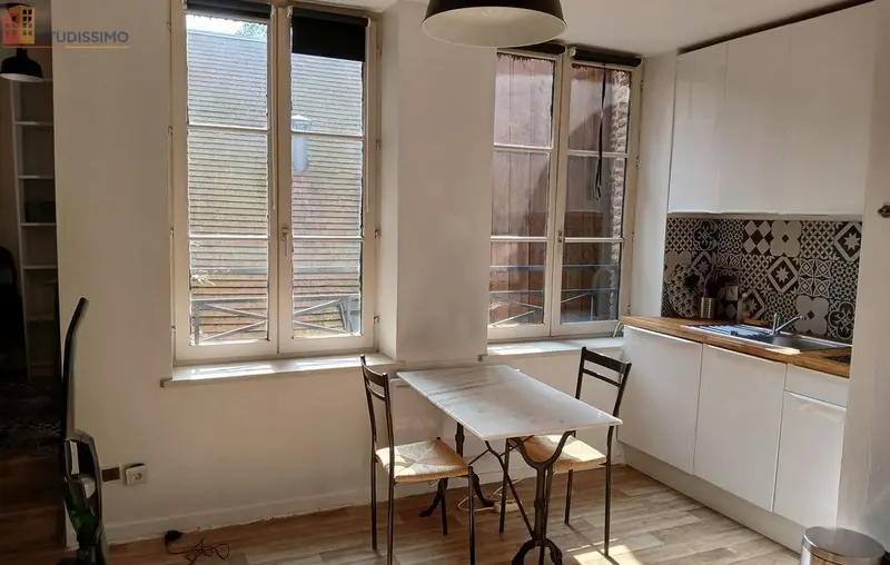 Studio meublé 20m² Lille centre - Coeur Vieux-Lille - Photo 2