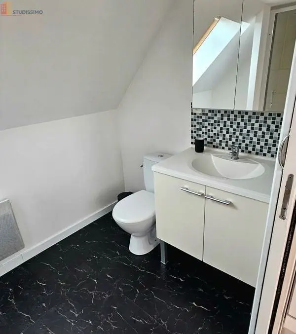 Studio meublé 27m² La Bassée - Lumineux, 2e étage - Photo 5