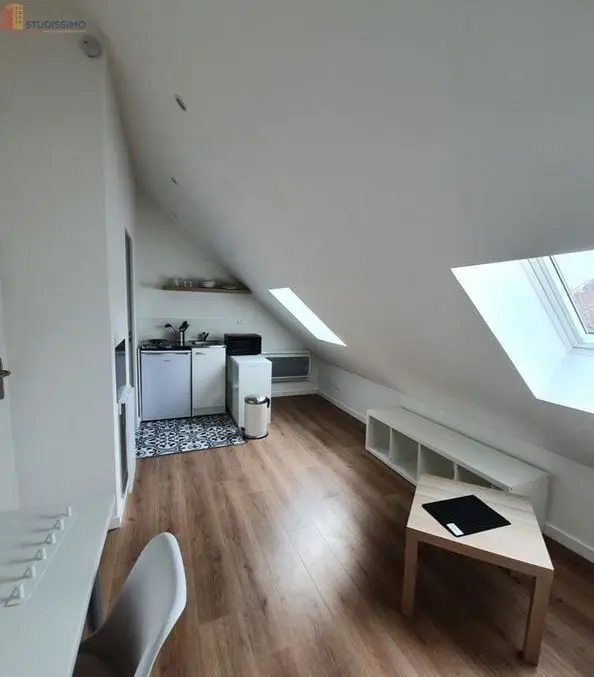 Studio 18m² Roubaix centre - Meublé, lumineux - Photo 2