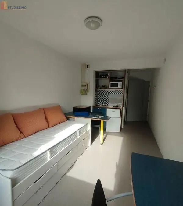 Studio 18m² Lille 59800 - Meublé, étage 2 - Photo 2