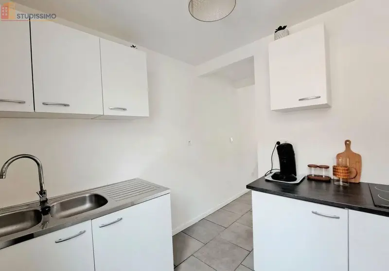 Studio meublé 27m² Croix 59170 - Proche métro, lumineux - Photo 5