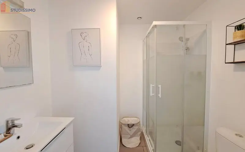 Studio meublé 27m² Croix 59170 - Proche métro, lumineux - Photo 1