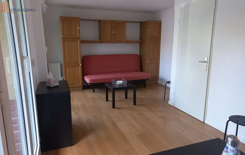 Studio meublé 24m² Lille - Rénové, parking couvert - Photo 2