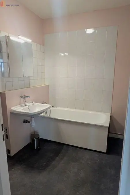 Studio meublé 28m² Lambersart - 9e étage, lumineux - Photo 2