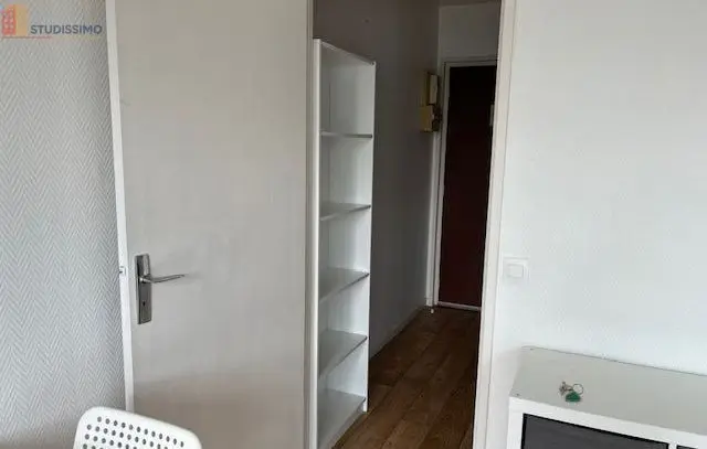 Studio meublé 23m² Loos 59120 - Proche CHR, lumineux - Photo 4