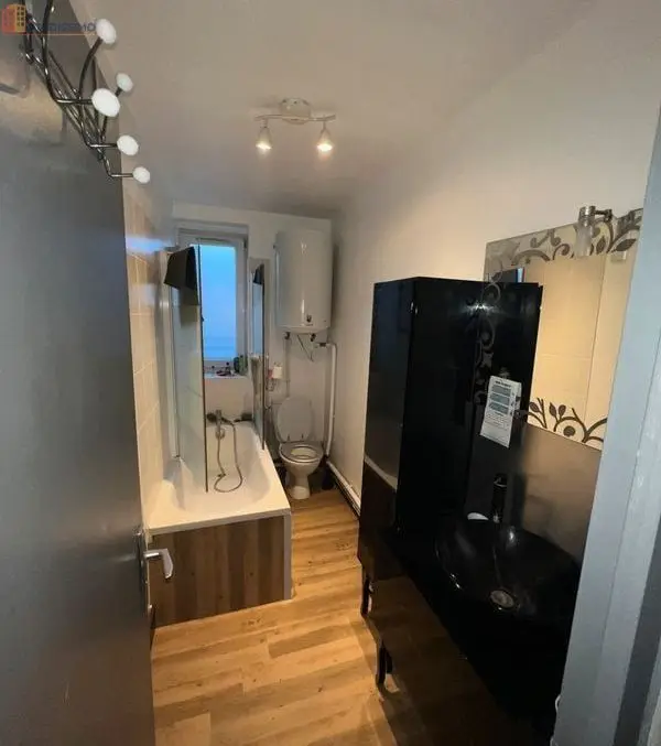 Studio meublé 30m² Lille centre - Lumineux, calme - Photo 2