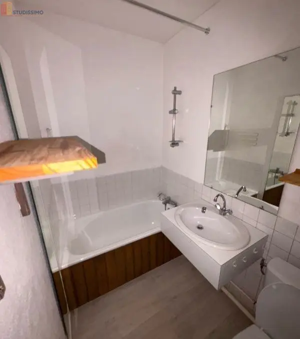 Studio 27m² Lille 59800 - Parking, 4e étage - Photo 2