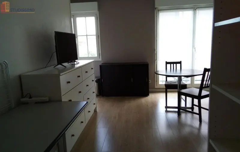 Studio meublé 31m² Lille 59800 - Calme, sécurisé - Photo 2