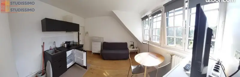 Studio meublé 16m² Marcq-en-Baroeul - Vue sur jardin - Photo 9