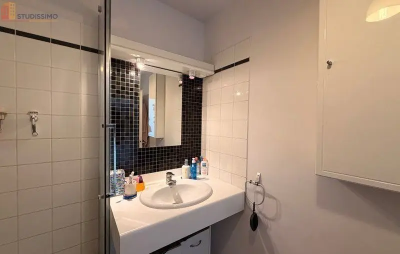 Studio meublé 27m² Lille centre - Balcon, proche gares - Photo 17