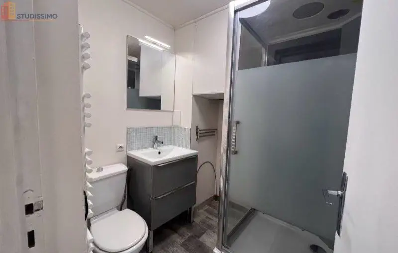 Studio meublé 25m² Lille centre - Plein centre, lumineux - Photo 2