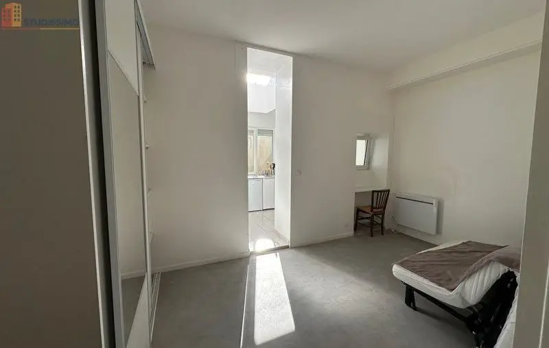 Studio meublé 28m² Lille 59800 - Proche métro, idéal étudiant - Photo 3