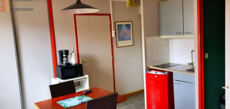 Studio meublé 18m² Valenciennes - Standing, toutes charges incluses - Photo 4