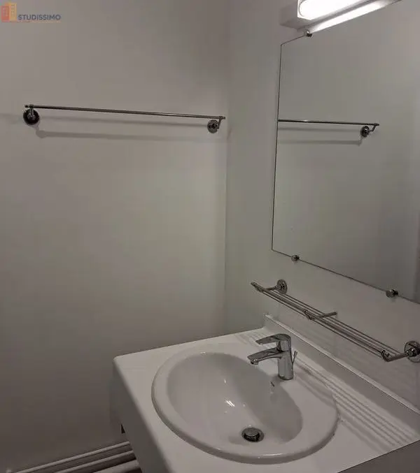 Studio 22m² Lille 59800 - Meublé, étage élevé - Photo 6