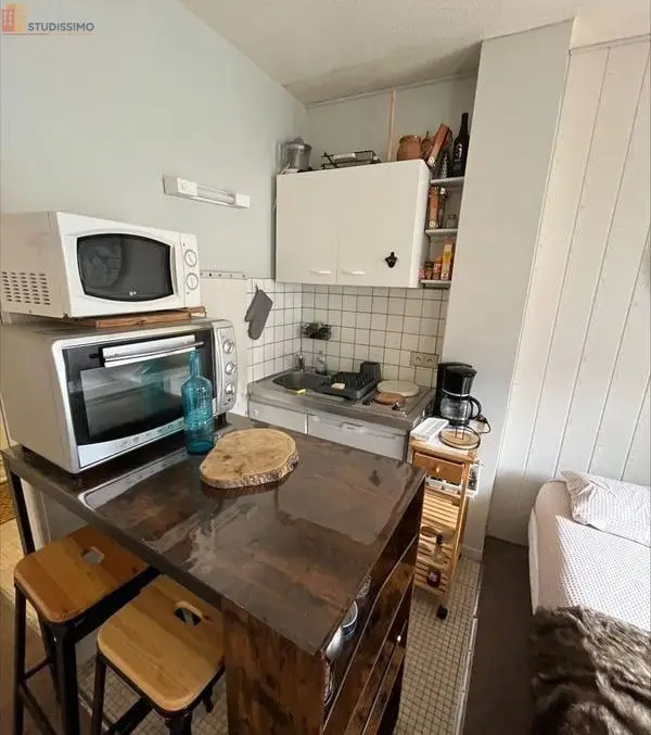 Studio 21m² Ax-les-Thermes - Meublé, au cœur de la ville - Photo 1