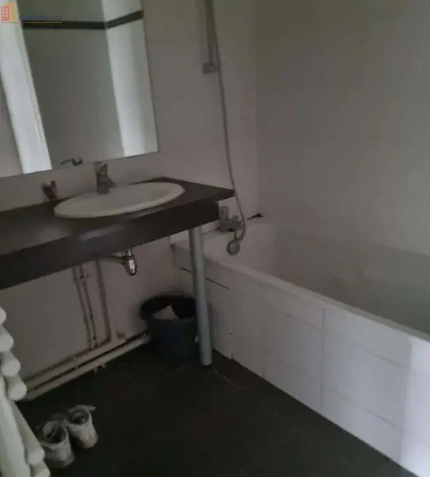 Studio 32m² Roubaix 59100 - Photo 1