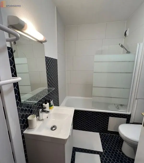Studio meublé 30m² Cambrai centre-ville - Décoré, lumineux - Photo 1