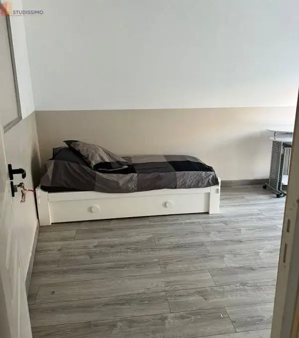 Studio meublé 9m² Lille 59800 - Meublé, DPE D - Photo 3