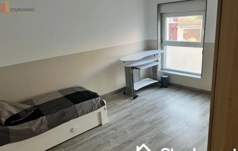 Studio meublé 9m² Lille 59800 - Meublé, DPE D - Photo 2