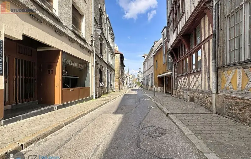 Studio 30m² Troyes - Étage élevé, lumineux - Photo 2