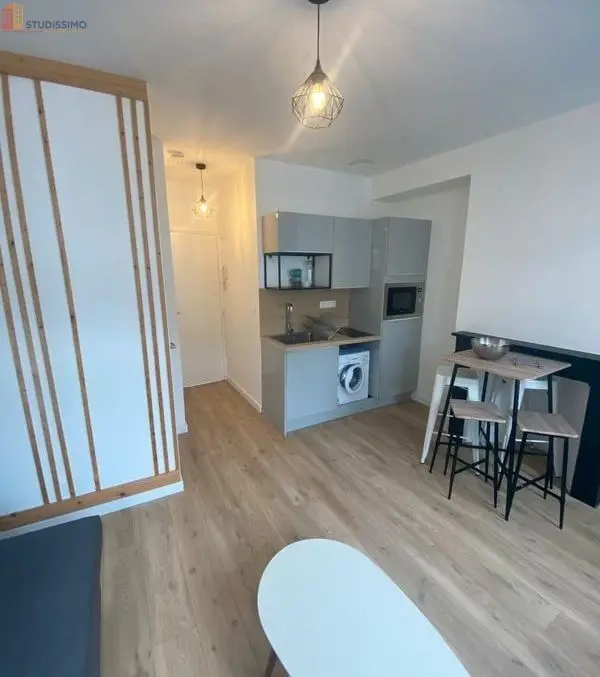 Studio meublé 23m² Lille centre - Meublé, proche rue Jeanne d'Arc - Photo 2