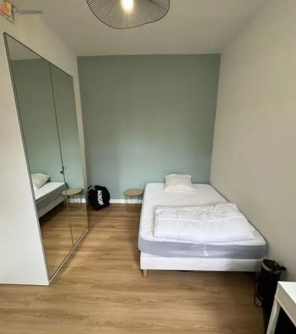 Studio meublé 11m² Lille 59800 - Calme, lumineux - Photo 1