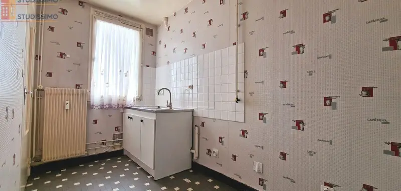 Studio 32m² Troyes - Dernier étage - Photo 4