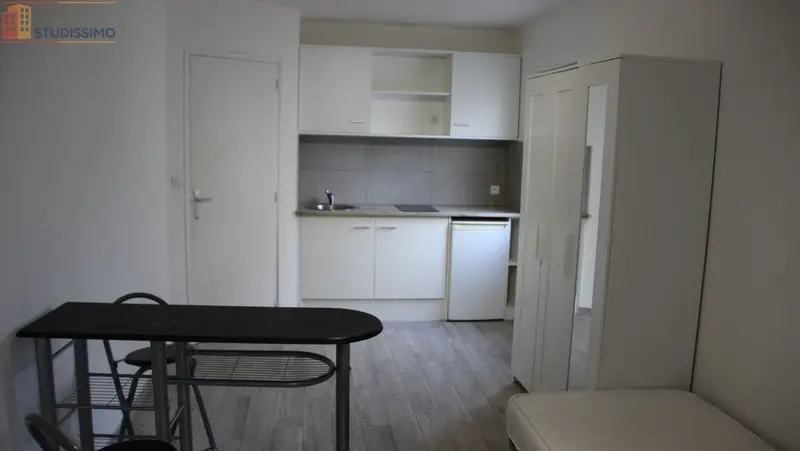 Studio meublé 22m² Cambrai - Proche université, wifi - Photo 2