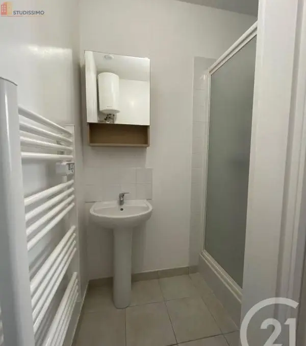 Studio meublé 12m² Compiègne - Compact, meublé - Photo 4