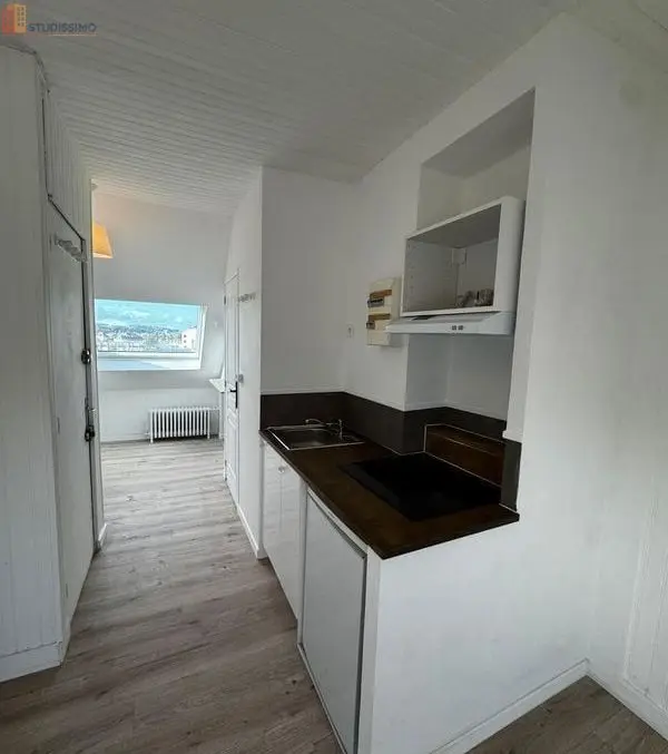 Studio meublé 15m² Creil centre - Rénové, proche gare - Photo 3