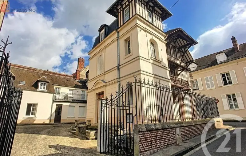 Studio meublé 34m² Compiègne - Lumineux, 1er étage - Photo 1