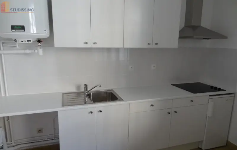 Studio meublé 28m² Compiègne centre - Proche UTC - Photo 2