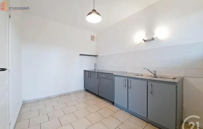 Studio 47m² Compiègne - lumineux, grand séjour - Photo 3