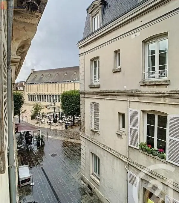 Studio 29m² Compiègne 60200 - 3e étage, lumineux - Photo 1