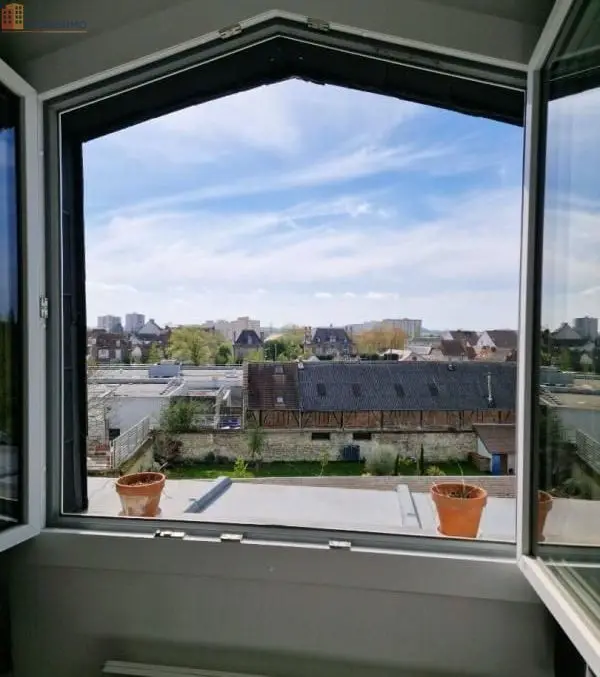 Studio 18m² Compiègne - Meublé, dernier étage - Photo 1