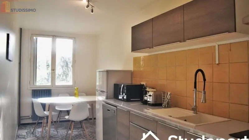Studio 12m² Compiègne - Meublé, étage élevé - Photo 3